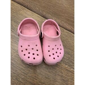 Crocs Little Girls' Sandals – Size 7 – Pink‎